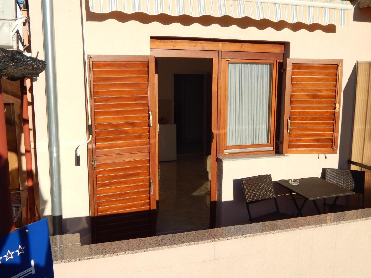Apartment Jelena Fažana Exterior foto